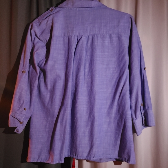 Button Top - Picture 2 of 2